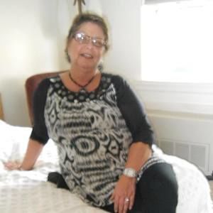 Meet your Posher, Connie